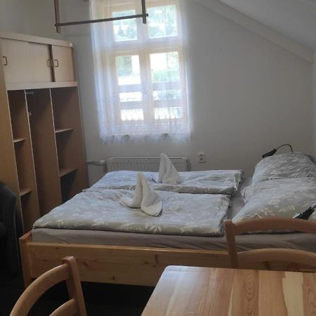 Penzion Stvanice Stare Mesto  Luaran gambar